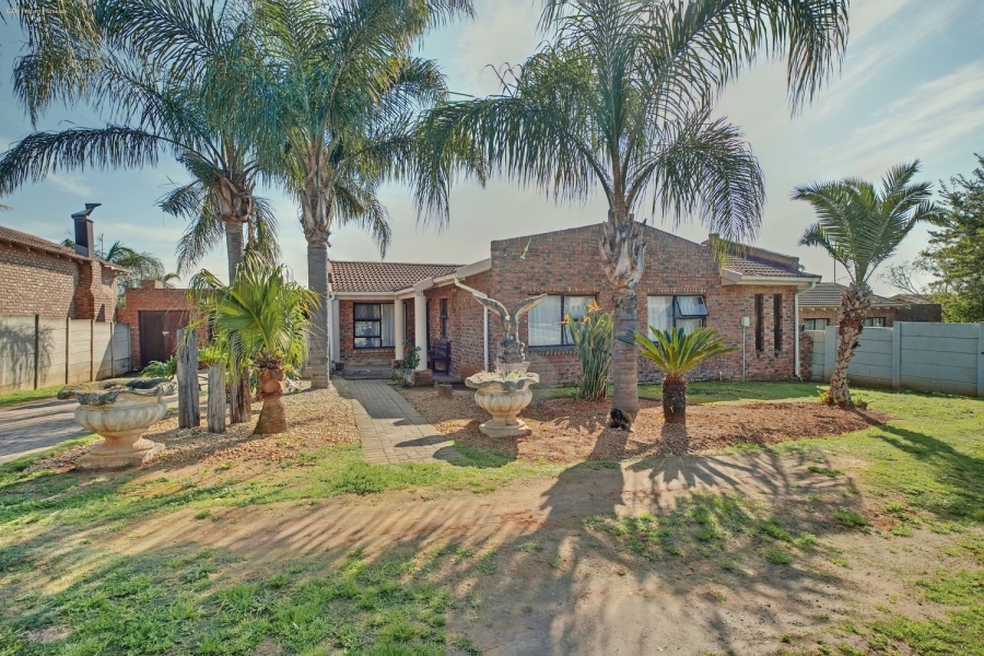 2 Bedroom Property for Sale in Azalea Park Eastern Cape